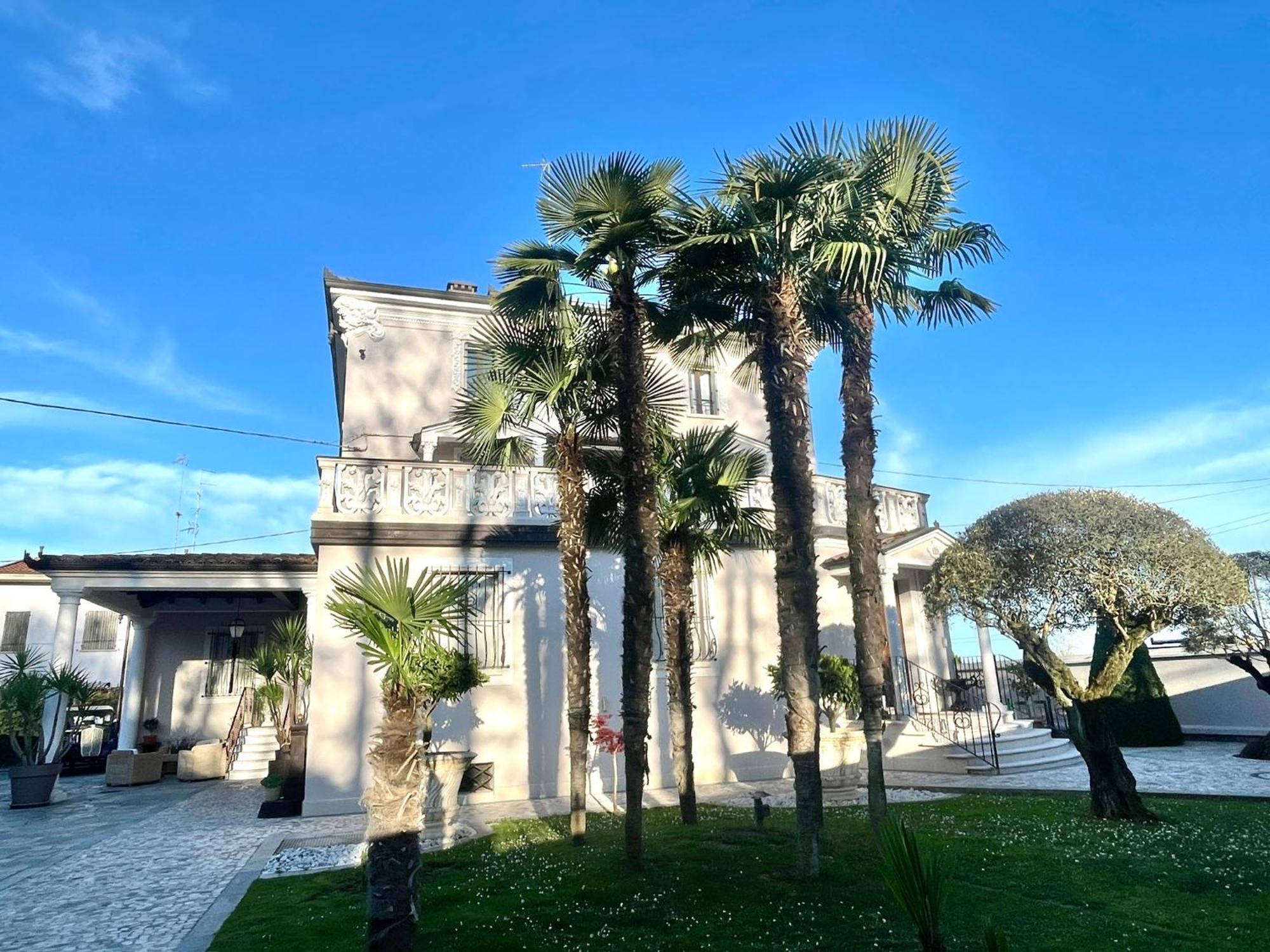 B&B Stazione Don Camillo Brescello Exterior foto